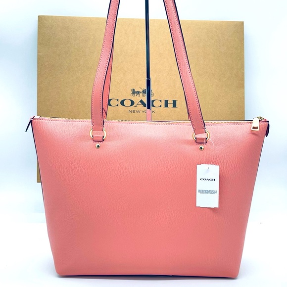 Coach Gallery Tote Bag - Picture 3 of 11